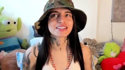 Angeline Smith  online show from 7, 10, 2025