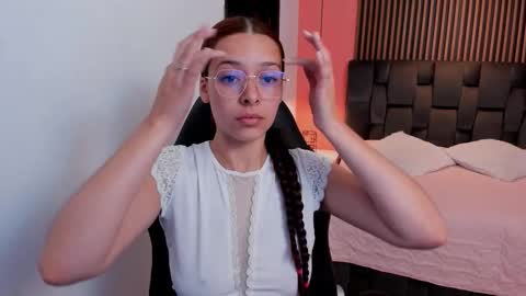 angeline_davies online show from 14, 1, 2026