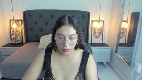 Snapshot of angelinemore chatting on 18, 3, 2026 ANGELINE online show from 18, 3, 2026