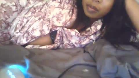 Snapshot of angeliquebelcaliz chatting on 25, 9, 2025 angeliquebelcaliz online show from 25, 9, 2025