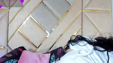 Snapshot of angelitafrodita chatting on 15, 4, 2026 A F R O D I T A online show from 15, 4, 2026