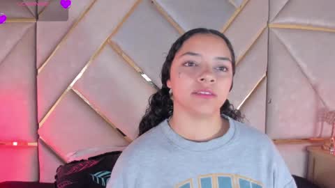 Snapshot of angelitafrodita chatting on 25, 4, 2026 A F R O D I T A online show from 25, 4, 2026