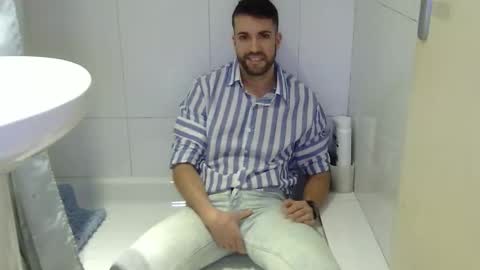 angell102890 online show from 28, 11, 2025