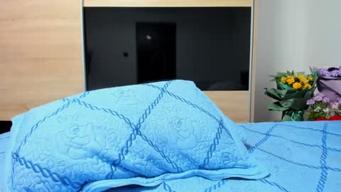 KrystyYo online show from 11, 3, 2025