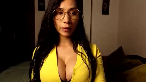  ANGELA ISABELLA  online show from 14, 1, 2026