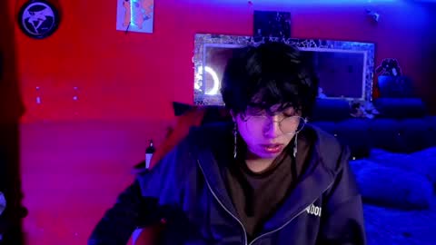 Snapshot of angellonfire chatting on 4, 1, 2025 Angel online show from 4, 1, 2025