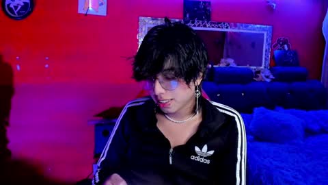 Snapshot of angellonfire chatting on 5, 1, 2025 Angel online show from 5, 1, 2025