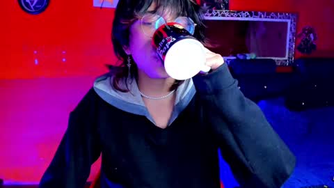 Snapshot of angellonfire chatting on 4, 2, 2025 Angel online show from 4, 2, 2025