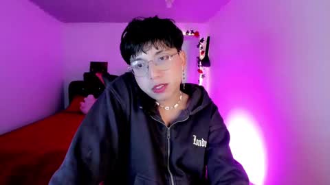 Snapshot of angellonfire chatting on 30, 10, 2025 Angel online show from 30, 10, 2025