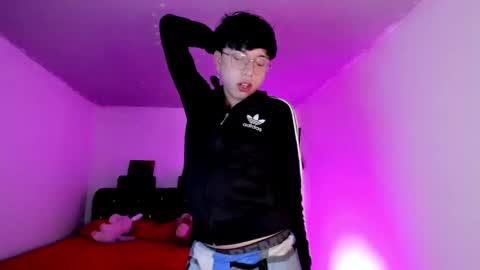 Snapshot of angellonfire chatting on 31, 10, 2025 Angel online show from 31, 10, 2025