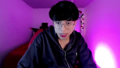 Snapshot of angellonfire chatting on 3, 12, 2025 Angel online show from 3, 12, 2025