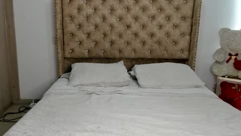 Angelly online show from 11, 1, 2026