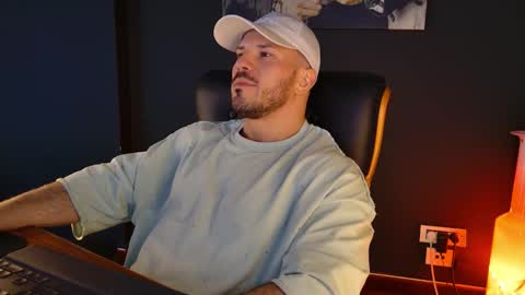 BlackWolf online show from 19, 12, 2025