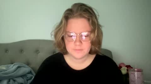 Snapshot of angeloflight273360 chatting on 20, 2, 2025 Angel of Light online show from 20, 2, 2025