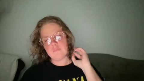 Snapshot of angeloflight273360 chatting on 9, 10, 2025 Angel of Light online show from 9, 10, 2025