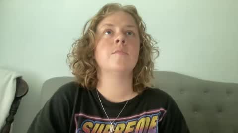 Snapshot of angeloflight273360 chatting on 18, 10, 2025 Angel of Light online show from 18, 10, 2025