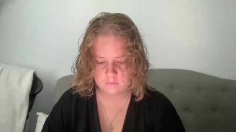 Snapshot of angeloflight273360 chatting on 24, 10, 2025 Angel of Light online show from 24, 10, 2025