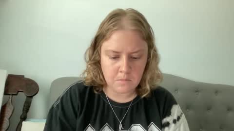 Snapshot of angeloflight273360 chatting on 20, 11, 2025 Angel of Light online show from 20, 11, 2025