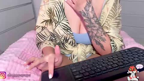Snapshot of angelok_ chatting on 21, 2, 2025 My name is Ena. You will make me very happy if you subscribe. Love you  online show from 21, 2, 2025