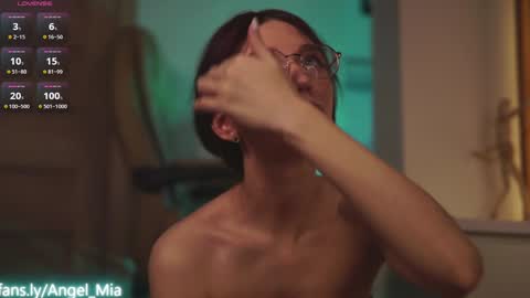 Snapshot of angels_kiss chatting on 18, 2, 2026 Nikki online show from 18, 2, 2026