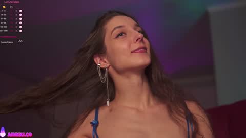 Snapshot of angels_kiss chatting on 23, 2, 2026 Nikki online show from 23, 2, 2026