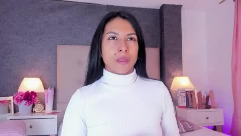 Angela online show from 4, 10, 2025