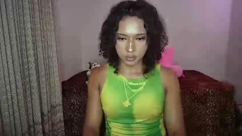 Snapshot of angelsdustxxx chatting on 17, 4, 2026 online show from 17, 4, 2026