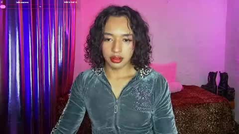Snapshot of angelsdustxxx chatting on 10, 5, 2026 online show from 10, 5, 2026