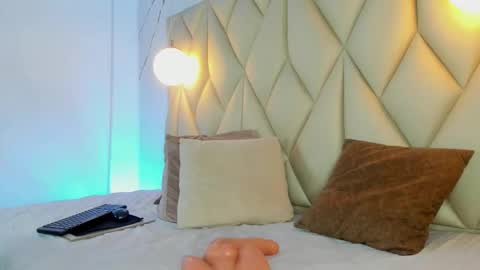 ANGIE online show from 12, 2, 2026