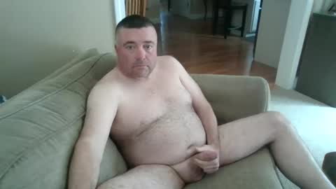 Snapshot of angh21 chatting on 29, 4, 2026 Bill M. online show from 29, 4, 2026