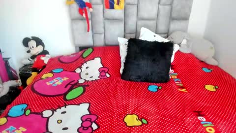 angie online show from 22, 1, 2025