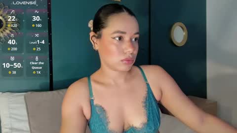 Snapshot of angie_leonn chatting on 25, 5, 2026 A N G I E online show from 25, 5, 2026