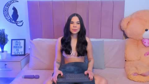 Snapshot of angiegriffin chatting on 16, 1, 2025 Milo ---- online show from 16, 1, 2025