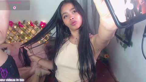 Snapshot of angielee01 chatting on 16, 10, 2025 Angie y Andres online show from 16, 10, 2025