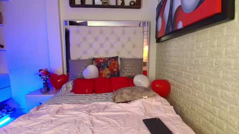 Snapshot of anielli69 chatting on 15, 2, 2025 laura online show from 15, 2, 2025