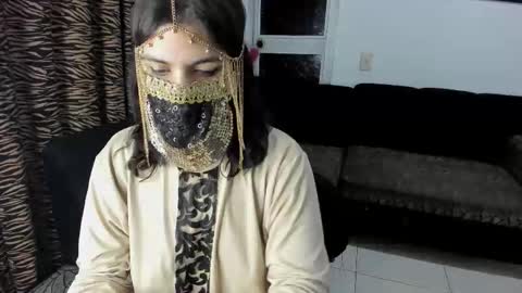 Anissa online show from 28, 2, 2026