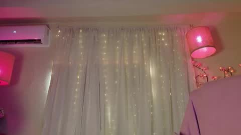 Anisahade online show from 18, 4, 2026