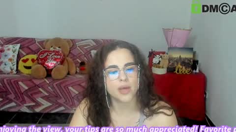 AnissyaX online show from 15, 4, 2026