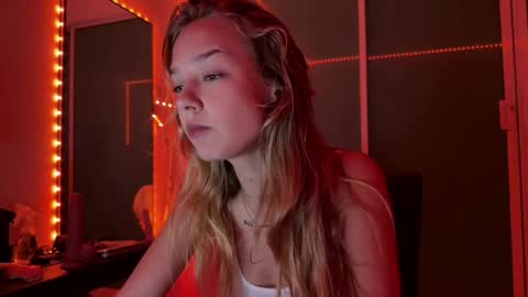 Snapshot of anita__hills chatting on 29, 9, 2025 anita__hills online show from 29, 9, 2025