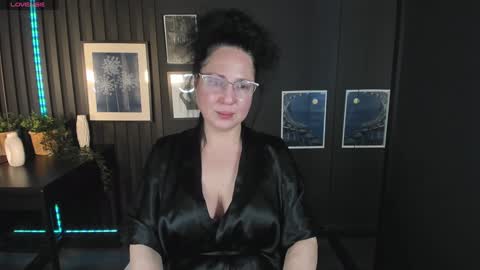 Snapshot of anita_muse chatting on 4, 1, 2025 Anita online show from 4, 1, 2025