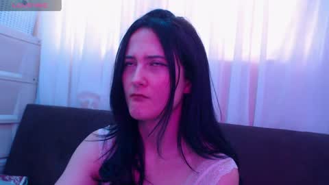 Snapshot of anitafox_ chatting on 6, 6, 2026 Anitafoxx online show from 6, 6, 2026
