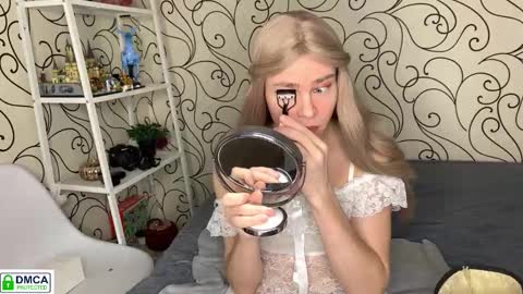 anjalin_sososok online show from 9, 2, 2026