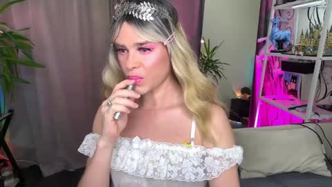 Snapshot of anjalin_sososok chatting on 20, 5, 2026 anjalin_sososok online show from 20, 5, 2026