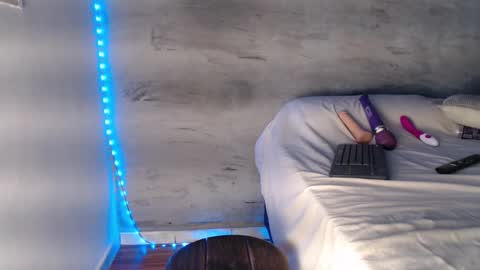 Snapshot of anjinhama chatting on 14, 2, 2025 Hello My name is NaiaraPv is OPEN online show from 14, 2, 2025