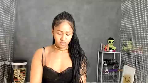 Snapshot of anjinhama chatting on 18, 7, 2026 Hello My name is NaiaraPv is OPEN online show from 18, 7, 2026