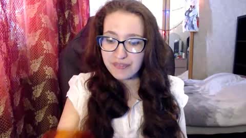 Snapshot of ankey_rayah chatting on 7, 5, 2026 Nameless online show from 7, 5, 2026