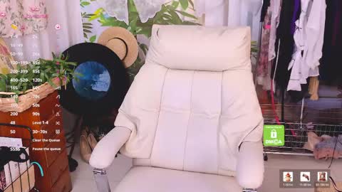 Snapshot of anna6513812 chatting on 7, 6, 2026 anna6513812 online show from 7, 6, 2026