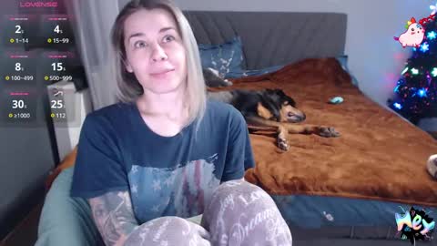 Anadirectgirl online show from 2, 1, 2025