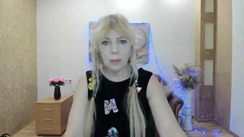 Anna Ditrih online show from 17, 1, 2026