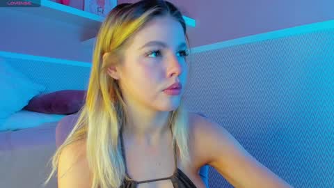 Anna online show from 7, 2, 2025